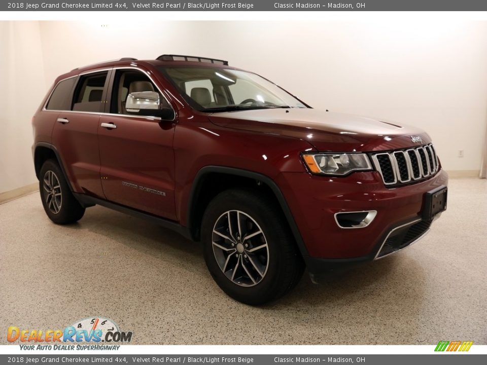 2018 Jeep Grand Cherokee Limited 4x4 Velvet Red Pearl / Black/Light Frost Beige Photo #1