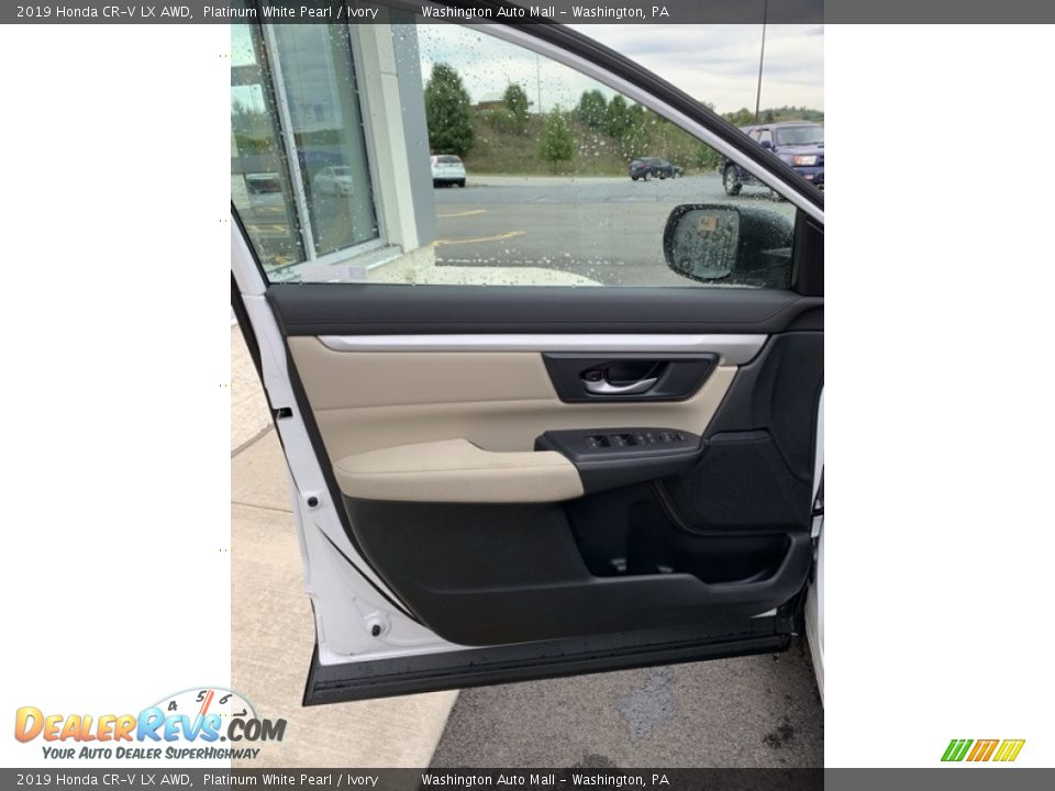 2019 Honda CR-V LX AWD Platinum White Pearl / Ivory Photo #10