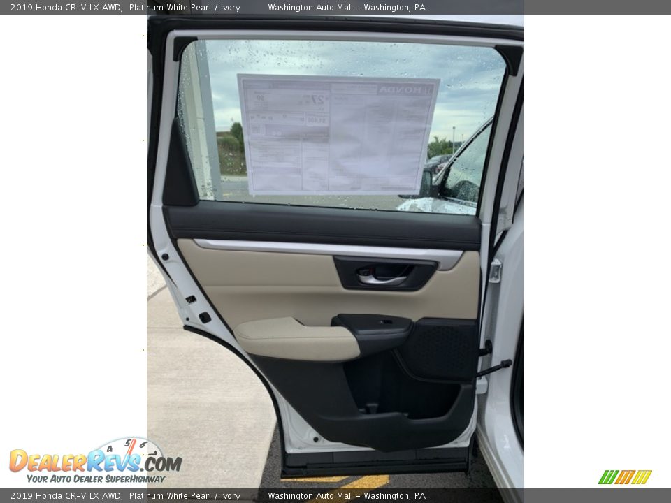 2019 Honda CR-V LX AWD Platinum White Pearl / Ivory Photo #16