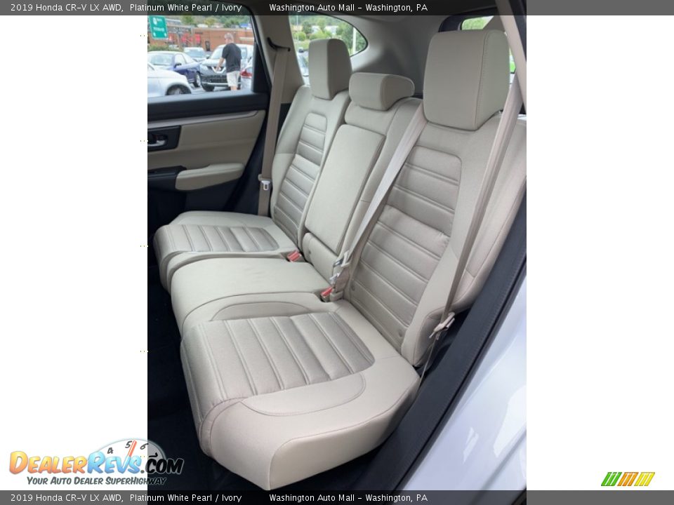 2019 Honda CR-V LX AWD Platinum White Pearl / Ivory Photo #18