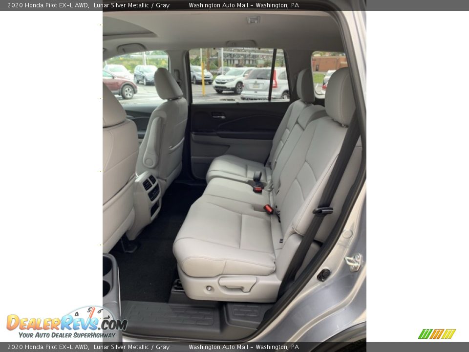 Rear Seat of 2020 Honda Pilot EX-L AWD Photo #19