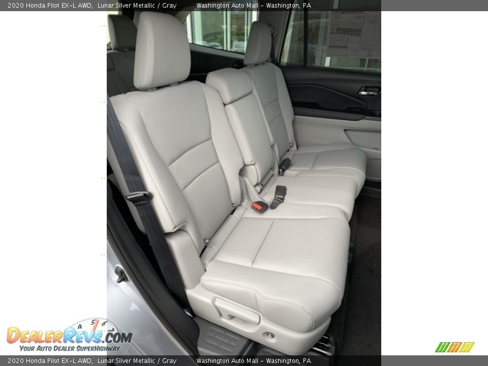Rear Seat of 2020 Honda Pilot EX-L AWD Photo #27