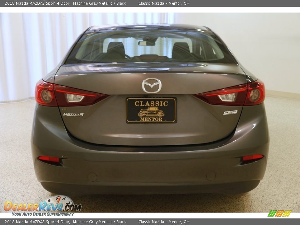 2018 Mazda MAZDA3 Sport 4 Door Machine Gray Metallic / Black Photo #19