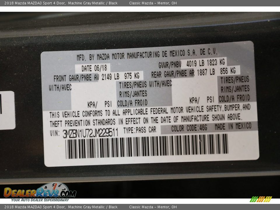 2018 Mazda MAZDA3 Sport 4 Door Machine Gray Metallic / Black Photo #20