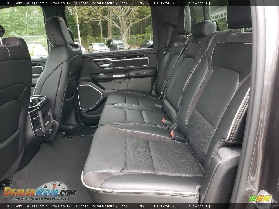 2019 Ram 1500 Laramie Crew Cab 4x4 Granite Crystal Metallic / Black Photo #6