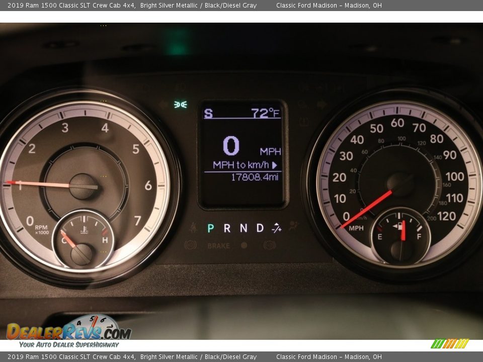 2019 Ram 1500 Classic SLT Crew Cab 4x4 Bright Silver Metallic / Black/Diesel Gray Photo #8