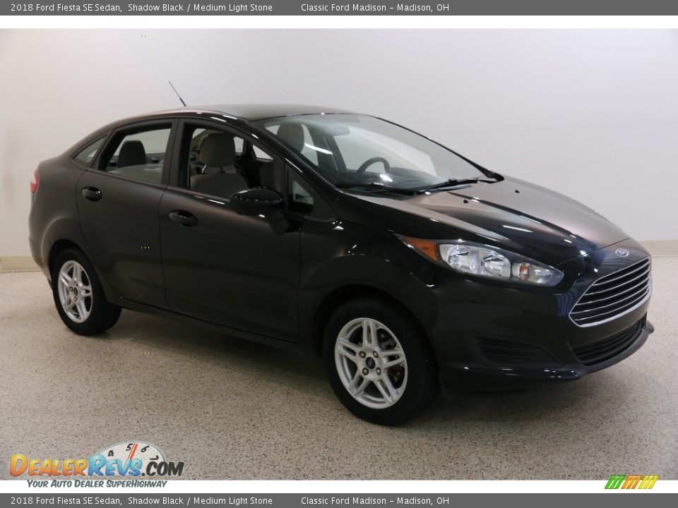 2018 Ford Fiesta SE Sedan Shadow Black / Medium Light Stone Photo #1