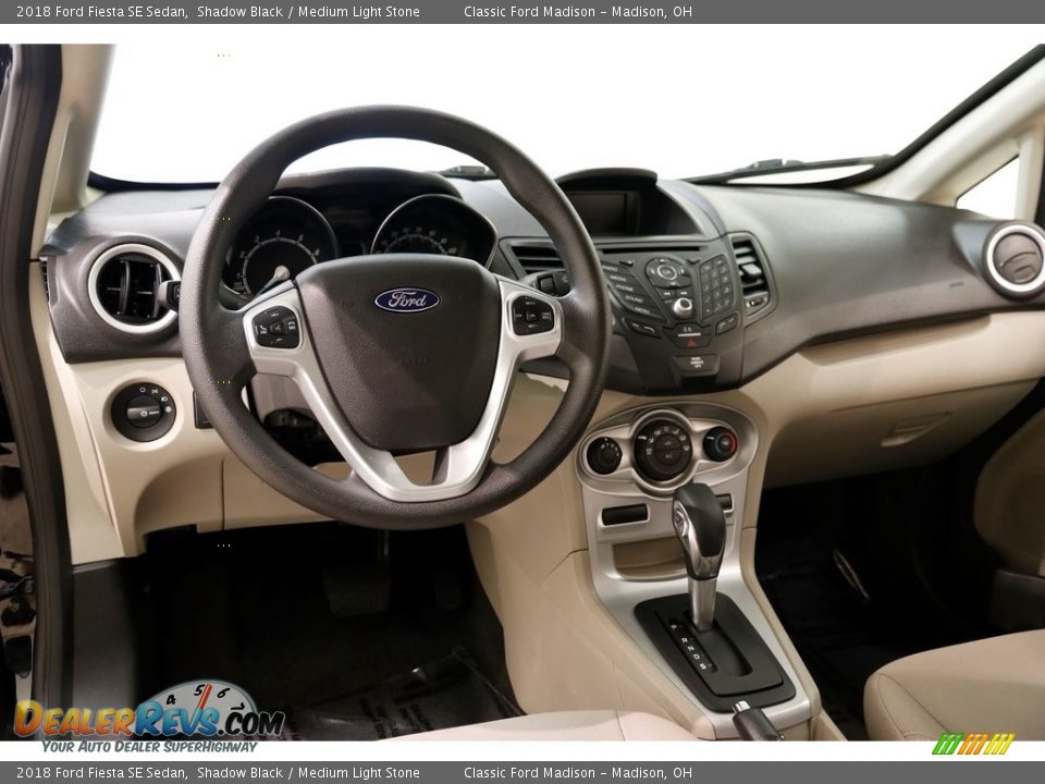 2018 Ford Fiesta SE Sedan Shadow Black / Medium Light Stone Photo #6