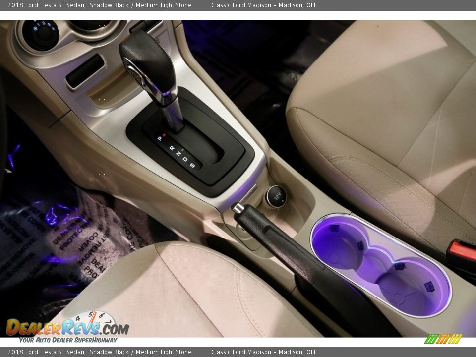 2018 Ford Fiesta SE Sedan Shadow Black / Medium Light Stone Photo #12