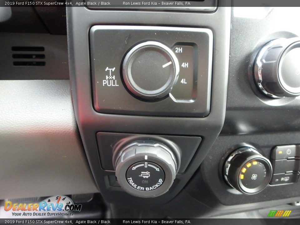 2019 Ford F150 STX SuperCrew 4x4 Agate Black / Black Photo #17