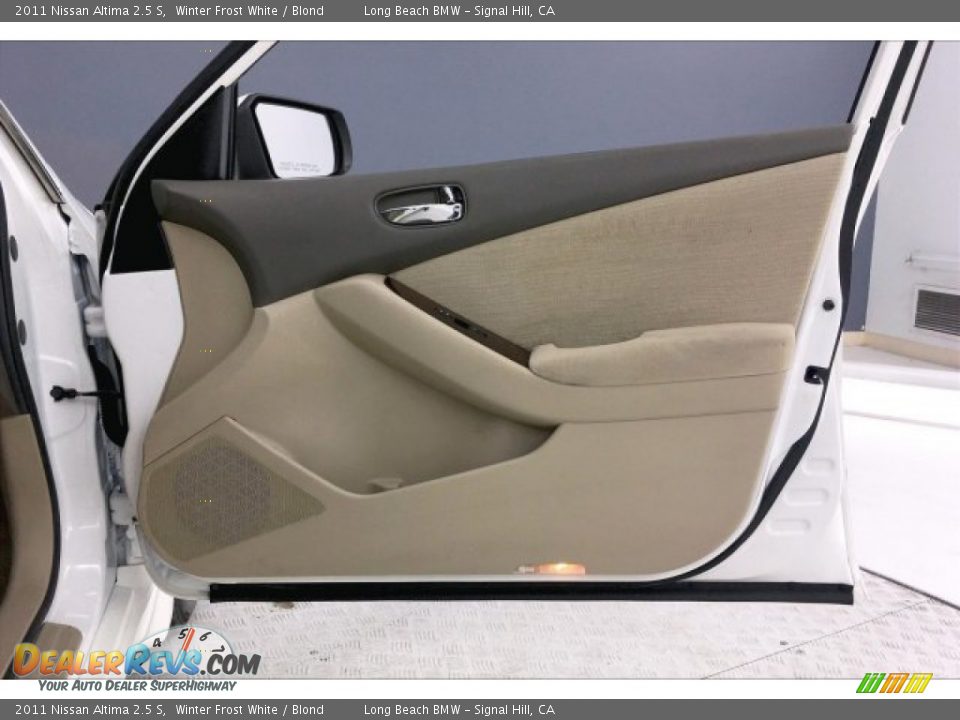 2011 Nissan Altima 2.5 S Winter Frost White / Blond Photo #24