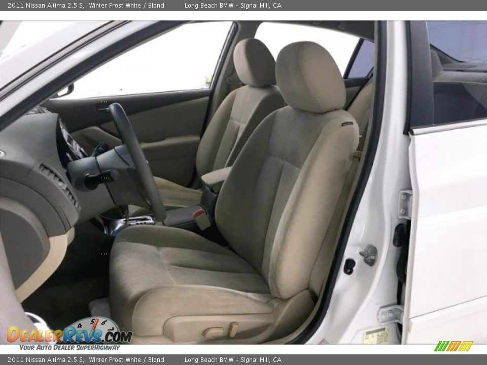 2011 Nissan Altima 2.5 S Winter Frost White / Blond Photo #30