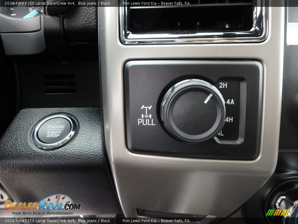Controls of 2019 Ford F150 Lariat SuperCrew 4x4 Photo #18