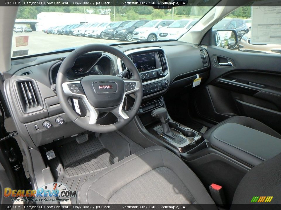 Front Seat of 2020 GMC Canyon SLE Crew Cab 4WD Photo #14