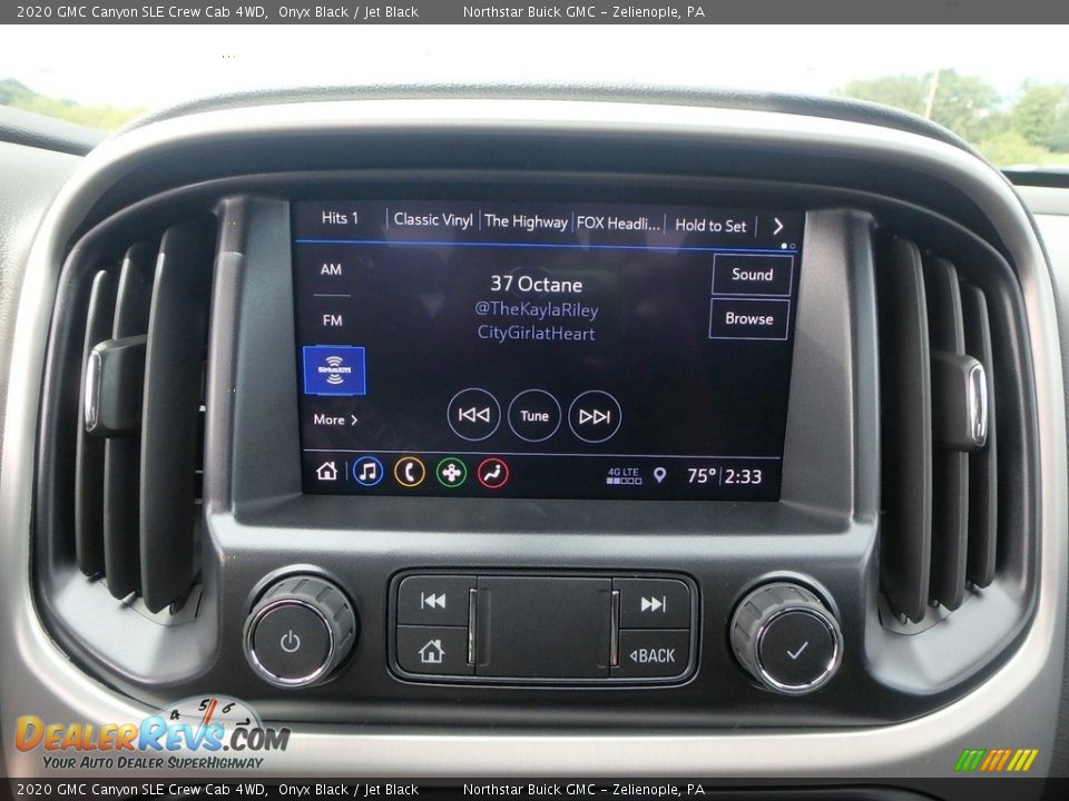 Controls of 2020 GMC Canyon SLE Crew Cab 4WD Photo #19