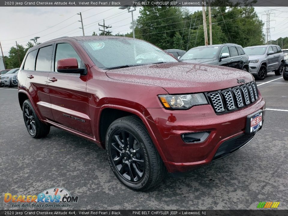 2020 Jeep Grand Cherokee Altitude 4x4 Velvet Red Pearl / Black Photo #1