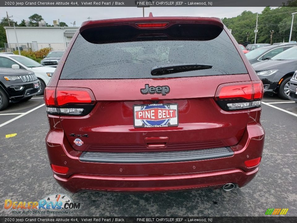 2020 Jeep Grand Cherokee Altitude 4x4 Velvet Red Pearl / Black Photo #5