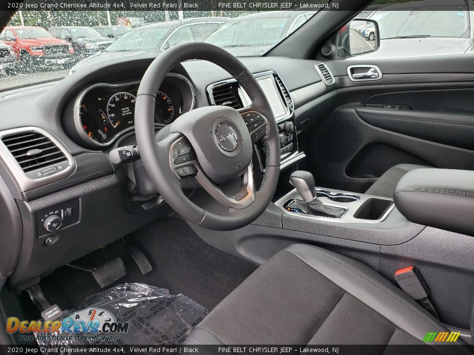2020 Jeep Grand Cherokee Altitude 4x4 Velvet Red Pearl / Black Photo #7