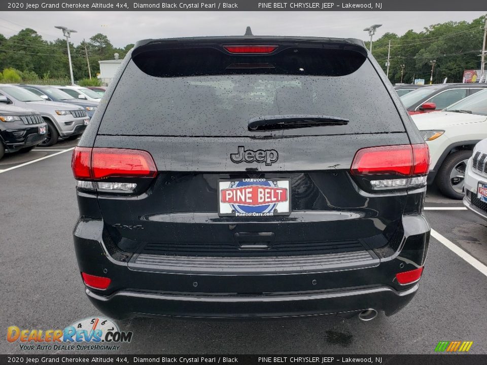 2020 Jeep Grand Cherokee Altitude 4x4 Diamond Black Crystal Pearl / Black Photo #5