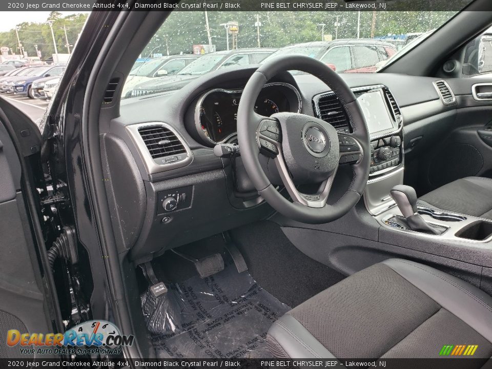 2020 Jeep Grand Cherokee Altitude 4x4 Diamond Black Crystal Pearl / Black Photo #7