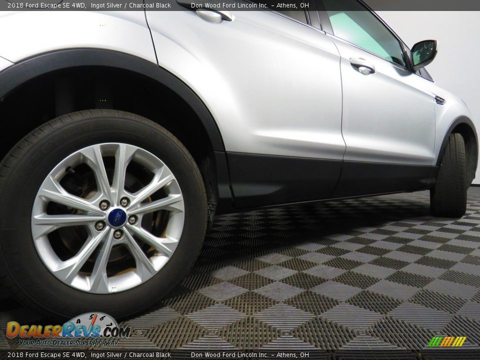 2018 Ford Escape SE 4WD Ingot Silver / Charcoal Black Photo #16