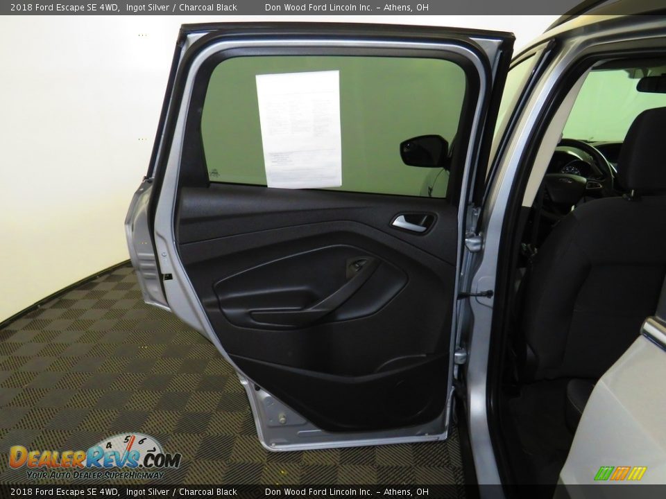 2018 Ford Escape SE 4WD Ingot Silver / Charcoal Black Photo #21