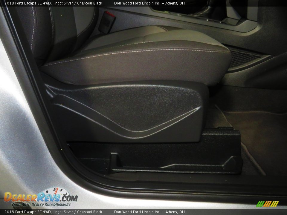 2018 Ford Escape SE 4WD Ingot Silver / Charcoal Black Photo #26