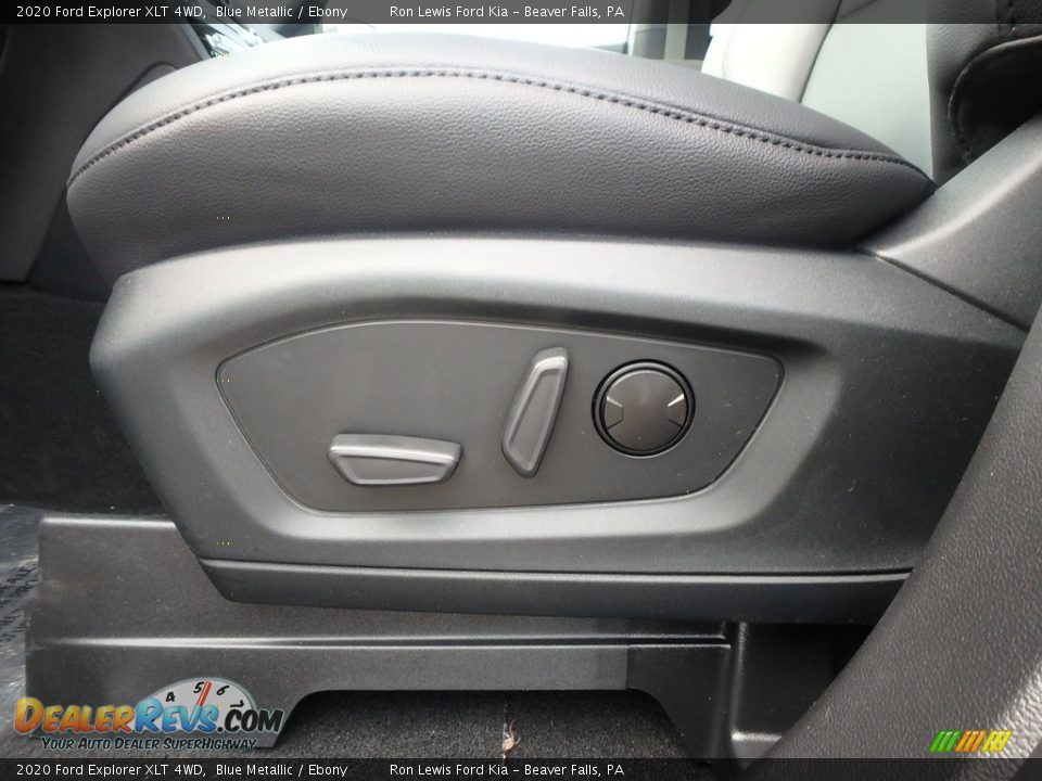 Front Seat of 2020 Ford Explorer XLT 4WD Photo #12