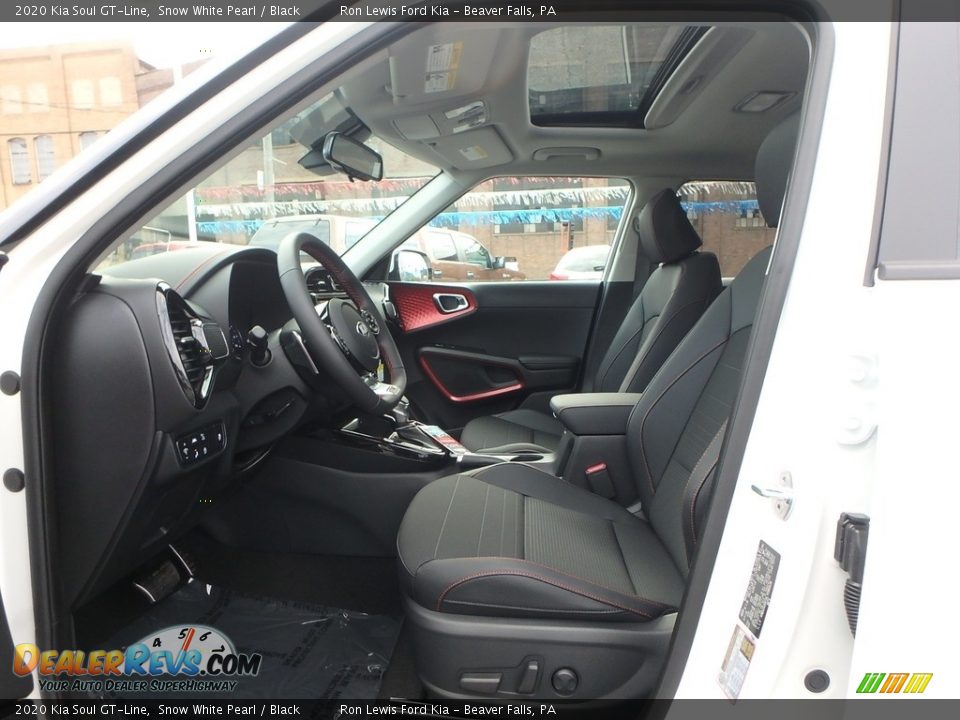 Front Seat of 2020 Kia Soul GT-Line Photo #13