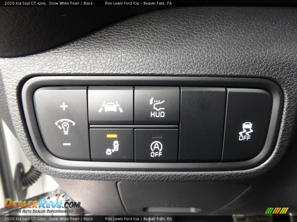 Controls of 2020 Kia Soul GT-Line Photo #18