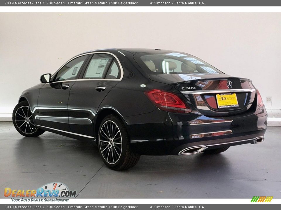 2019 Mercedes-Benz C 300 Sedan Emerald Green Metallic / Silk Beige/Black Photo #2
