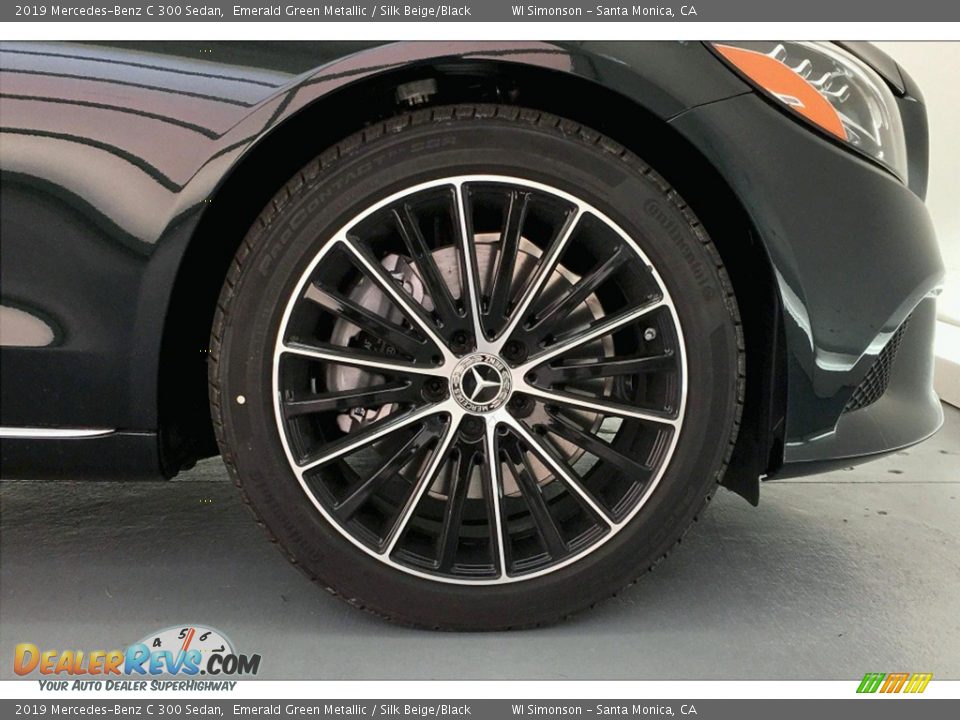 2019 Mercedes-Benz C 300 Sedan Emerald Green Metallic / Silk Beige/Black Photo #9