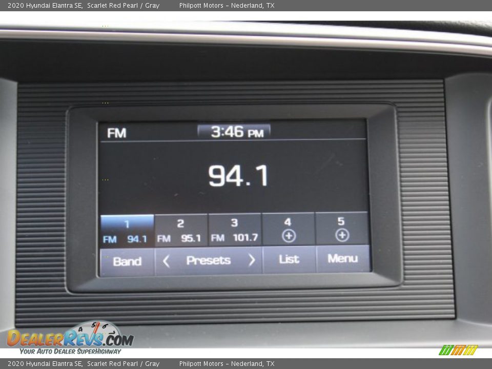 2020 Hyundai Elantra SE Scarlet Red Pearl / Gray Photo #16