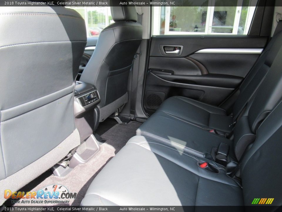 2018 Toyota Highlander XLE Celestial Silver Metallic / Black Photo #10