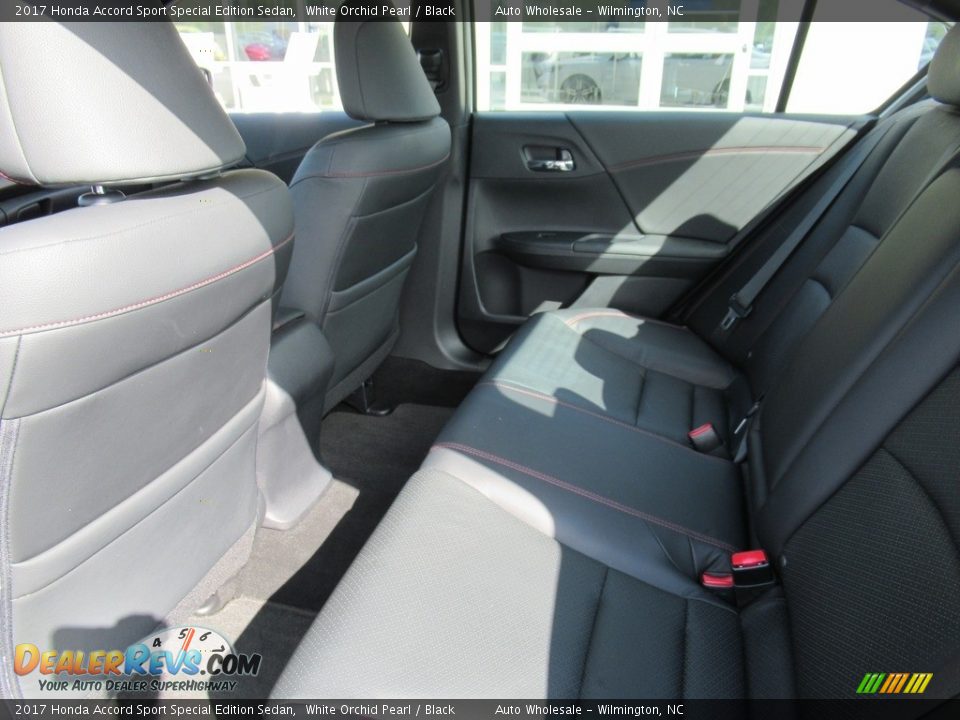 2017 Honda Accord Sport Special Edition Sedan White Orchid Pearl / Black Photo #12