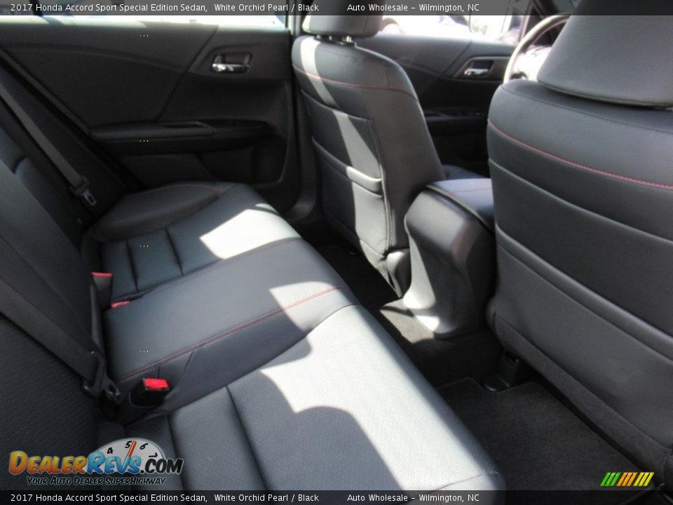 2017 Honda Accord Sport Special Edition Sedan White Orchid Pearl / Black Photo #14