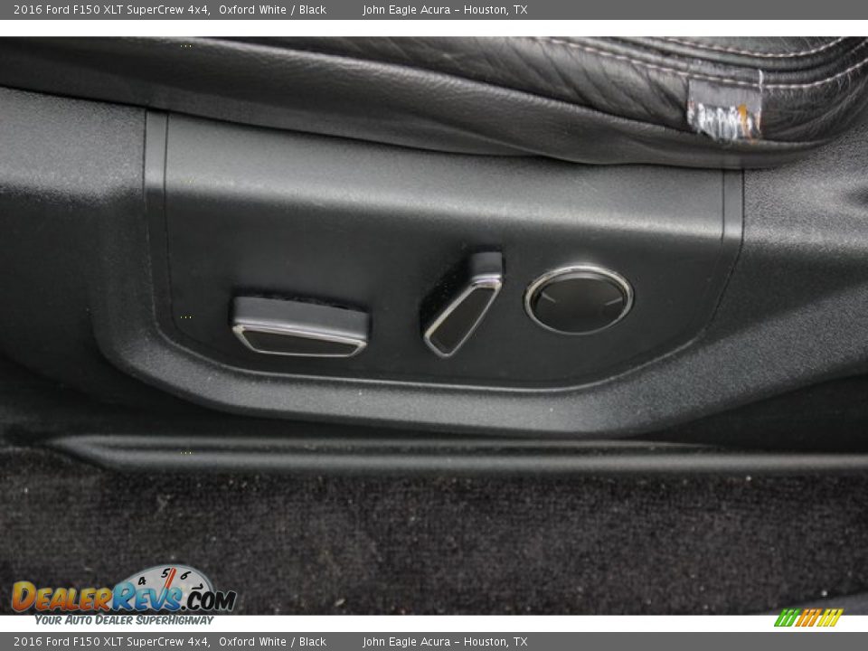 2016 Ford F150 XLT SuperCrew 4x4 Oxford White / Black Photo #17
