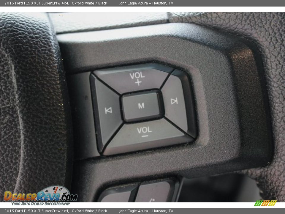 2016 Ford F150 XLT SuperCrew 4x4 Oxford White / Black Photo #35