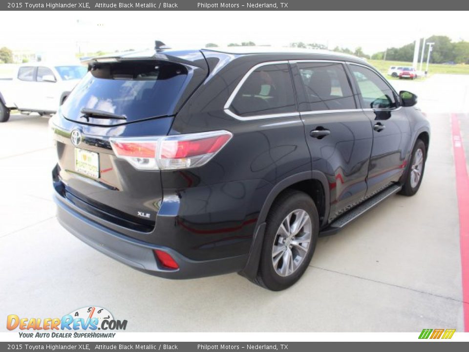 2015 Toyota Highlander XLE Attitude Black Metallic / Black Photo #12