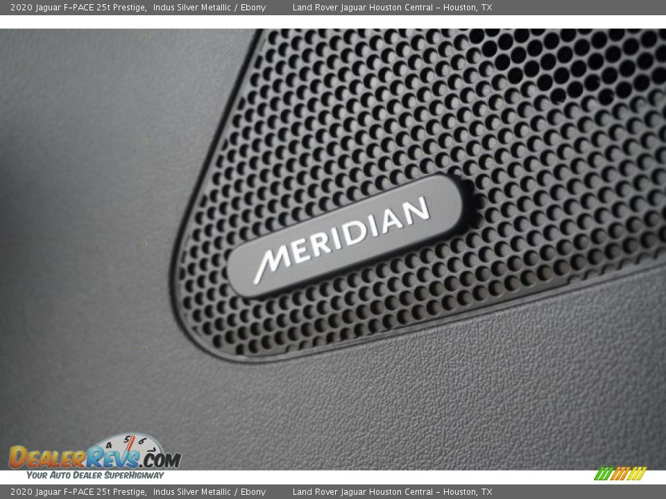 2020 Jaguar F-PACE 25t Prestige Indus Silver Metallic / Ebony Photo #29