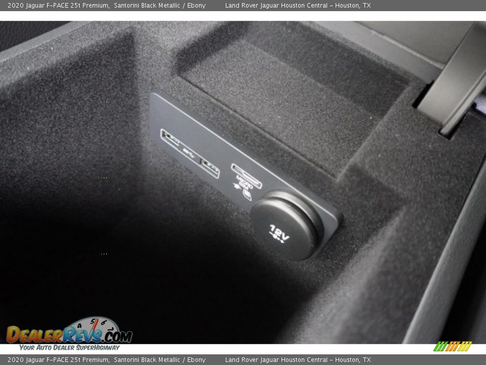2020 Jaguar F-PACE 25t Premium Santorini Black Metallic / Ebony Photo #26