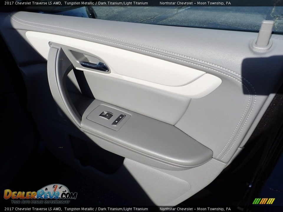 2017 Chevrolet Traverse LS AWD Tungsten Metallic / Dark Titanium/Light Titanium Photo #16
