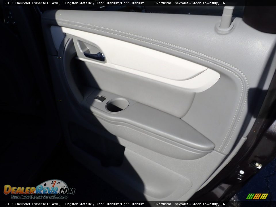 2017 Chevrolet Traverse LS AWD Tungsten Metallic / Dark Titanium/Light Titanium Photo #19