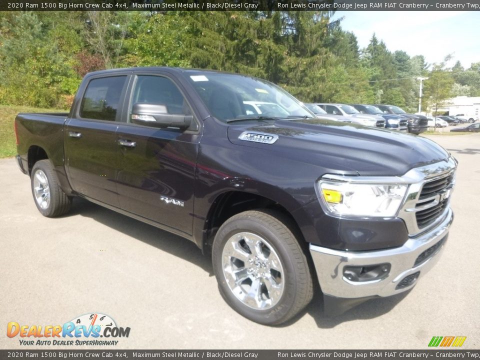Front 3/4 View of 2020 Ram 1500 Big Horn Crew Cab 4x4 Photo #6