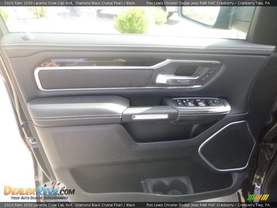 2020 Ram 1500 Laramie Crew Cab 4x4 Diamond Black Crystal Pearl / Black Photo #14