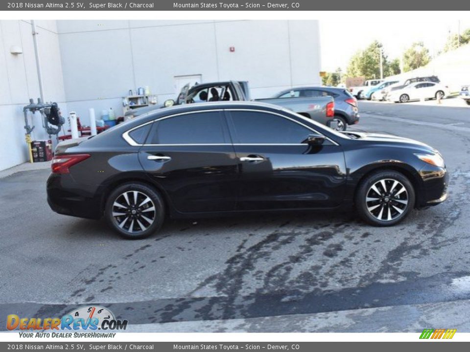 2018 Nissan Altima 2.5 SV Super Black / Charcoal Photo #7