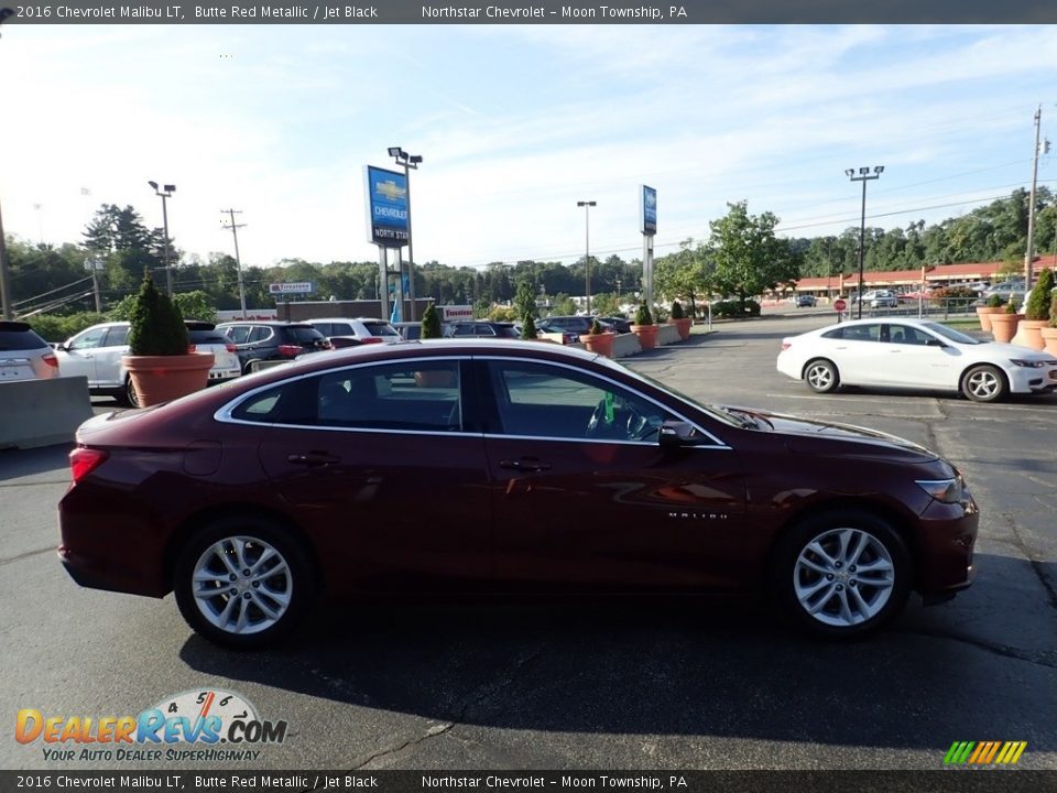 2016 Chevrolet Malibu LT Butte Red Metallic / Jet Black Photo #10