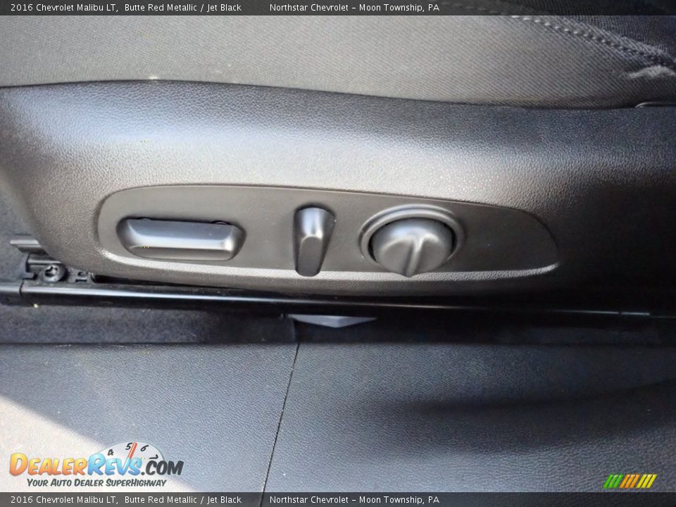 2016 Chevrolet Malibu LT Butte Red Metallic / Jet Black Photo #24
