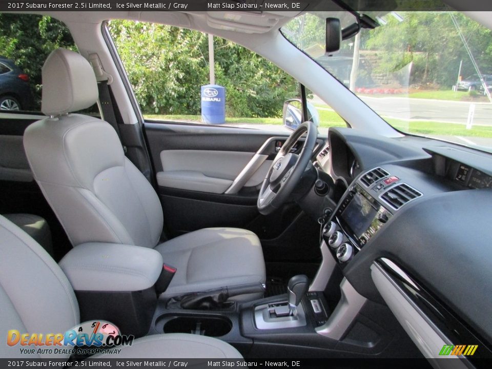 2017 Subaru Forester 2.5i Limited Ice Silver Metallic / Gray Photo #17