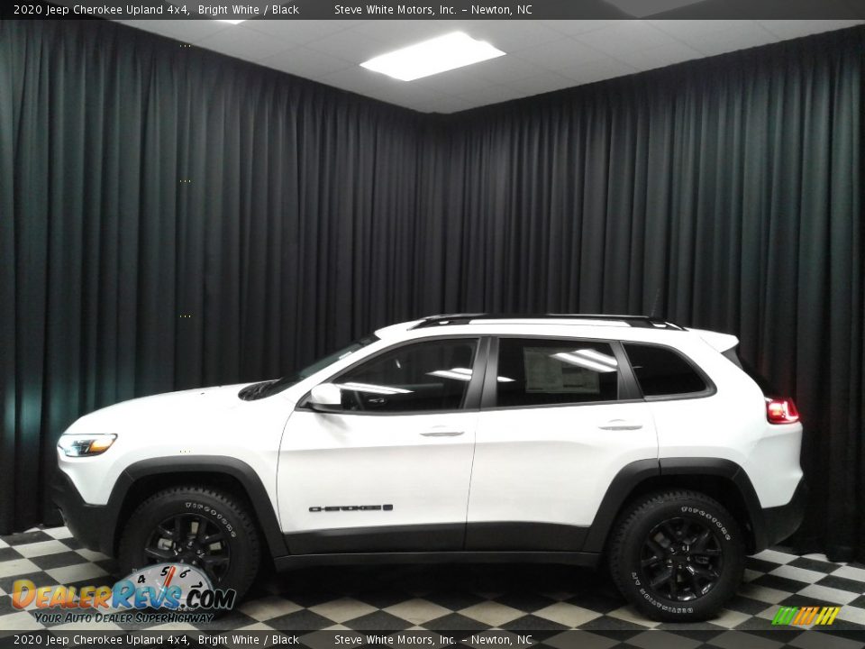2020 Jeep Cherokee Upland 4x4 Bright White / Black Photo #1